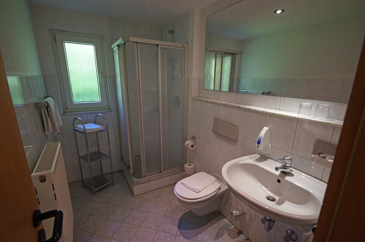 Waldhotel Klaholz Брилон Екстериор снимка